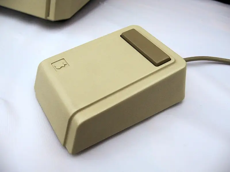 Бежевая однокнопочная мышь Apple Lisa с проводом