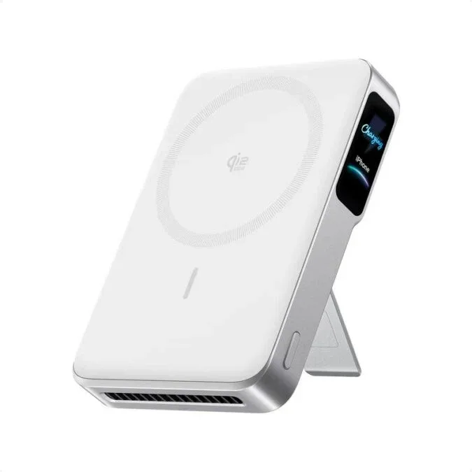 Пауэрбанк Anker MagGo Power Bank 2 Pro с беспроводной зарядкой 25 Вт и смарт-дисплеем